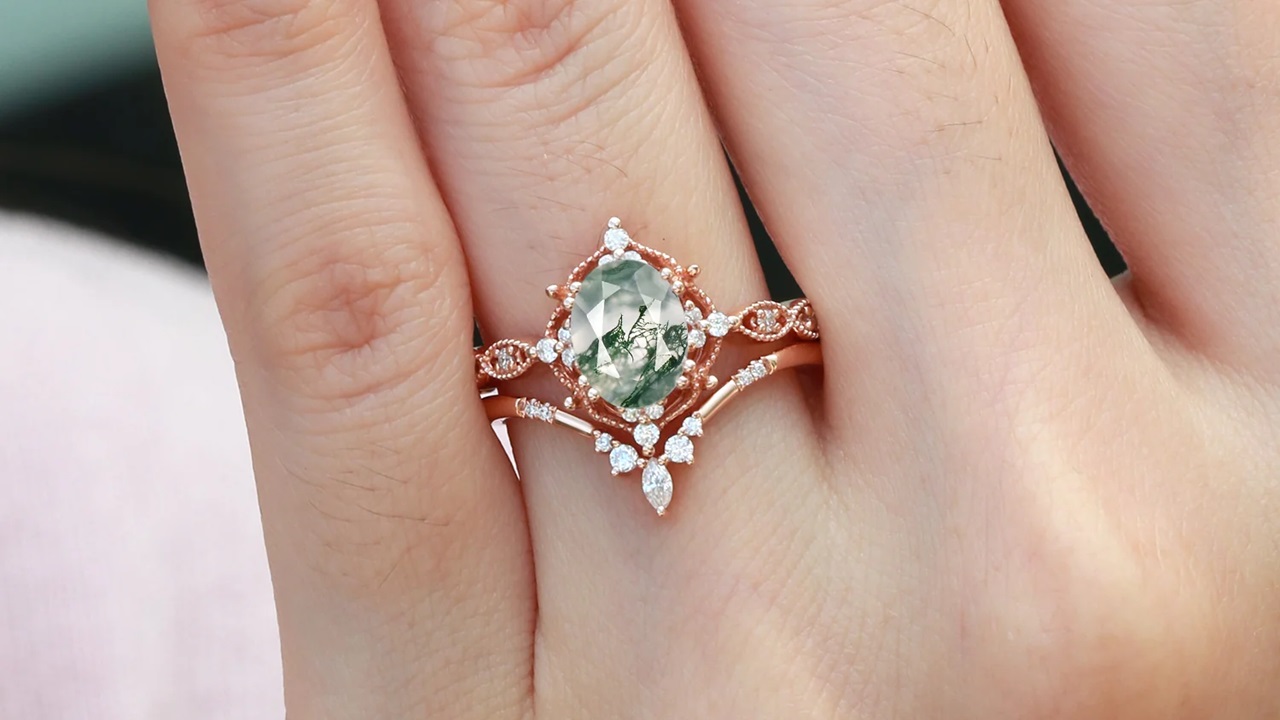 Felicegals Moss Agate Engagement Rings: Perfect for the Modern Bride